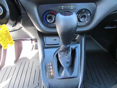 Used 2022 RAM ProMaster City Tradesman w/ Mopar Trailer Tow Group FWD image 22