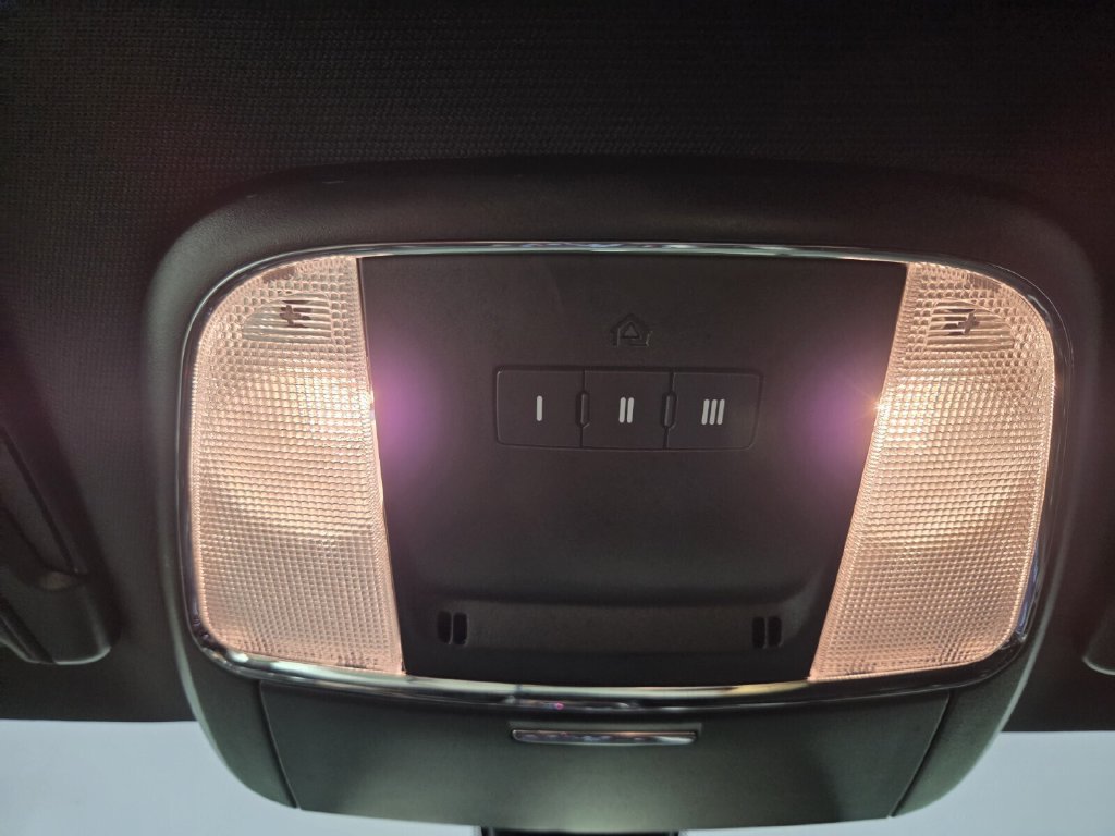 Used 2023 Dodge Charger R/T w/ Blacktop Package RWD image 14