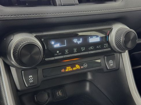 Used 2024 Toyota RAV4 LE image 15