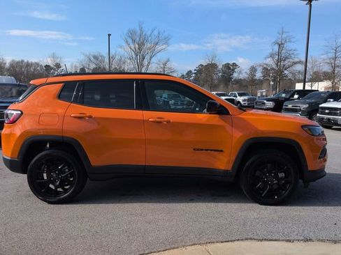New 2026 Jeep Compass Latitude image 3