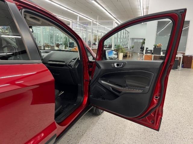 Used 2018 Ford EcoSport SE FWD image 30