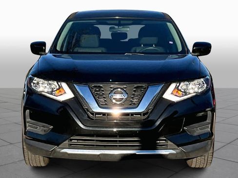 Used 2017 Nissan Rogue S image 3
