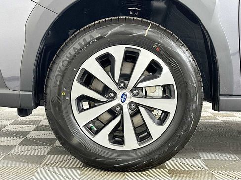 Certified 2025 Subaru Outback Premium w/ Popular Package #1A image 30