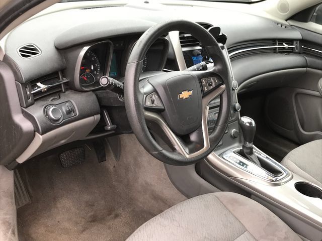 Used 2013 Chevrolet Malibu LS FWD image 5