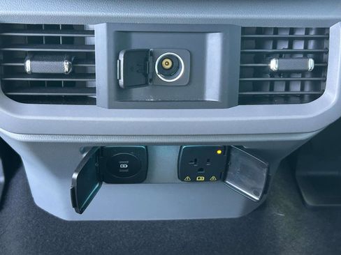 Used 2024 Ford F150 XLT w/ Equipment Group 302A MID image 15