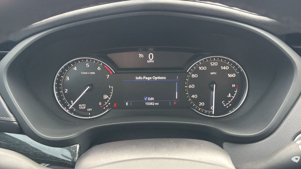 Used 2022 Cadillac XT4 Premium Luxury w/ Cold Weather Package FWD image 18