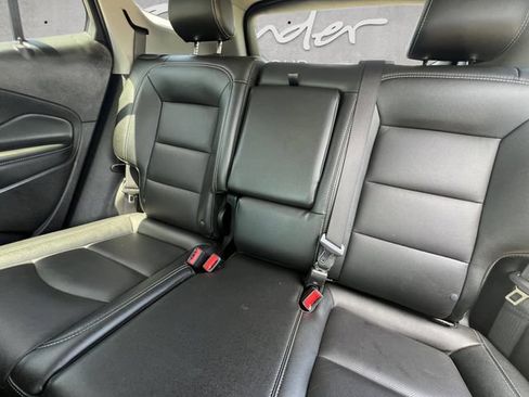 Used 2024 GMC Terrain SLT FWD image 22