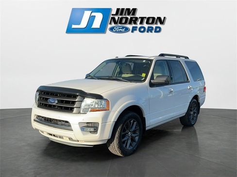 Used 2017 Ford Expedition Limited w/ Equipment Group 301A image 7