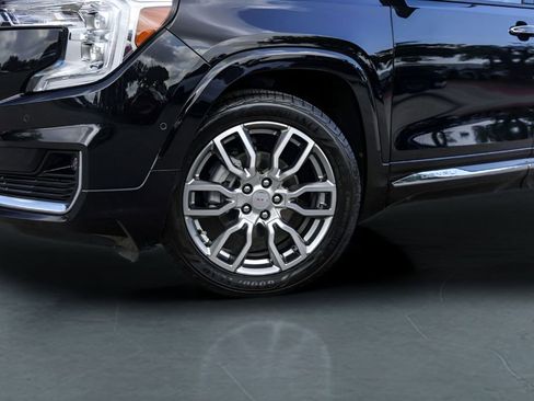 Used 2022 GMC Terrain Denali w/ Denali Premium Package AWD/4WD image 4