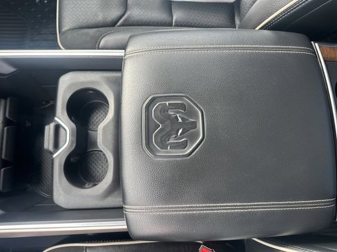 Used 2022 RAM 1500 Laramie image 49