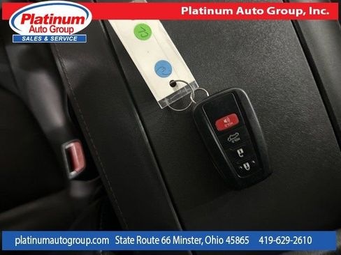 Used 2021 Toyota Highlander Platinum image 60