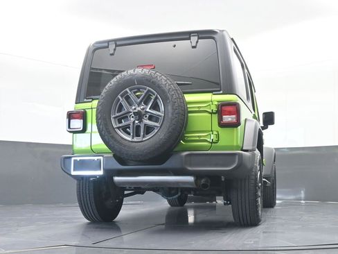 Used 2025 Jeep Wrangler Sport S image 65