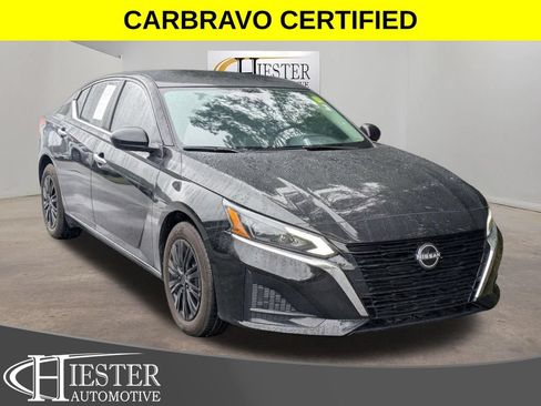 Used 2025 Nissan Altima 2.5 S FWD image 1