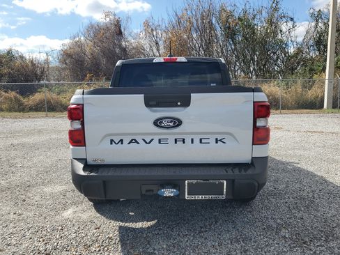 New 2026 Ford Maverick Lariat w/ Black Appearance Package AWD/4WD image 9