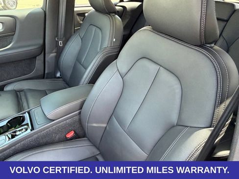 Certified 2026 Volvo XC40 B5 Plus AWD/4WD image 28