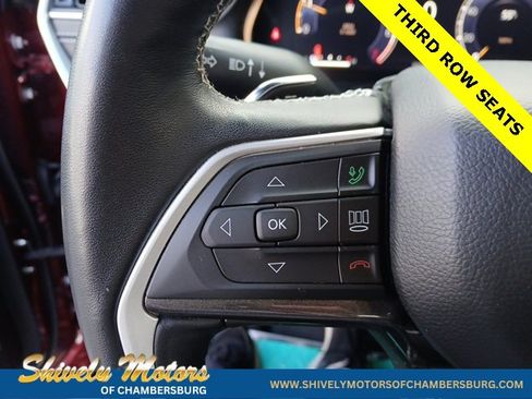 Certified 2022 Jeep Grand Cherokee L Laredo image 32