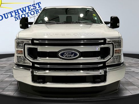 Used 2021 Ford F250 XLT AWD/4WD image 2