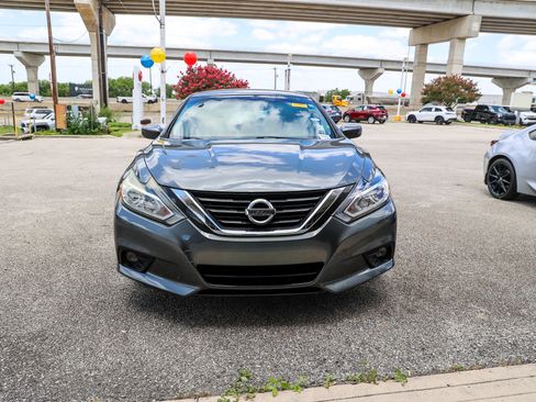 Used 2018 Nissan Altima 2.5 SV FWD image 3