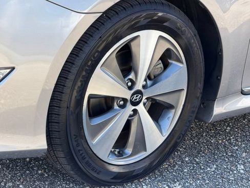 Used 2011 Hyundai Sonata Hybrid w/ Premium Equipment Pkg 2 FWD image 10
