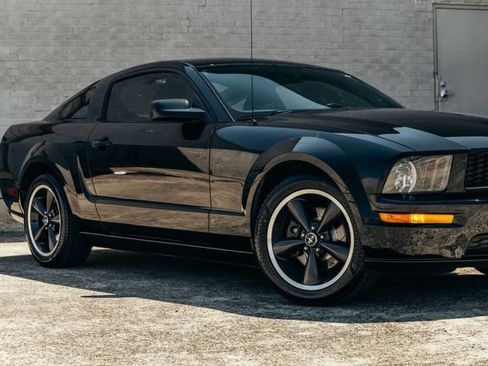 Used 2008 Ford Mustang GT Premium RWD image 30