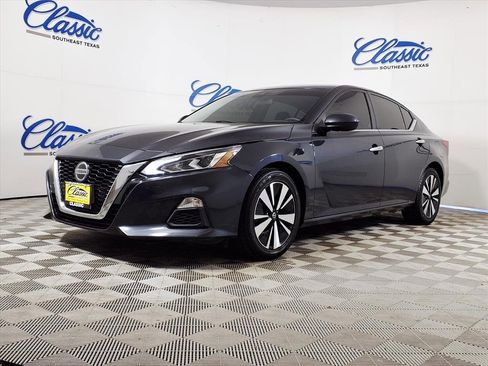 Used 2021 Nissan Altima 2.5 SV image 5