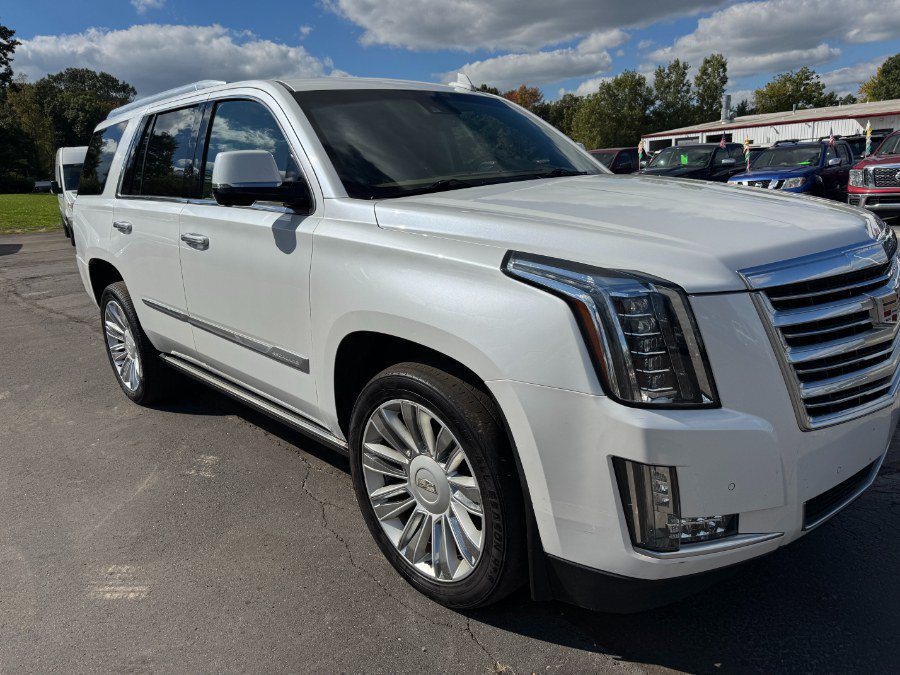 Used 2016 Cadillac Escalade Platinum AWD/4WD image 12