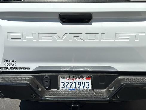 Used 2023 Chevrolet Colorado Z71 w/ Z71 Convenience Package 2 AWD/4WD image 9