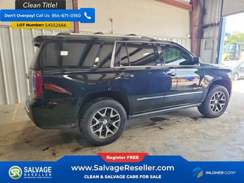 Used 2015 GMC Yukon Denali w/ Premium Package AWD/4WD image 4
