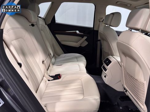 Used 2022 Audi Q5 2.0T Premium Plus image 24