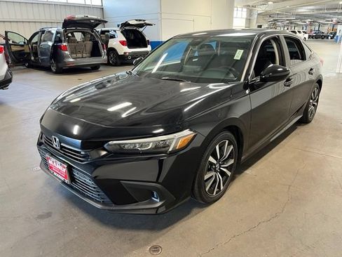 Used 2023 Honda Civic EX image 7