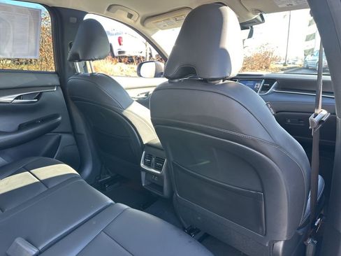 Certified 2025 INFINITI QX50 Pure image 28