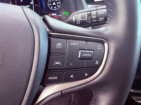 Certified 2025 Lexus UX 300h FWD image 20
