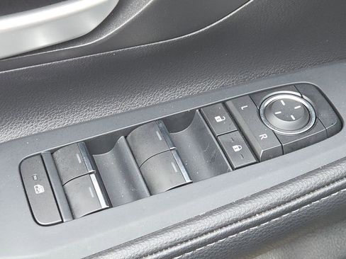 Used 2025 Toyota Grand Highlander FWD image 29