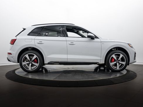 Used 2024 Audi Q5 2.0T Premium Plus AWD/4WD image 3
