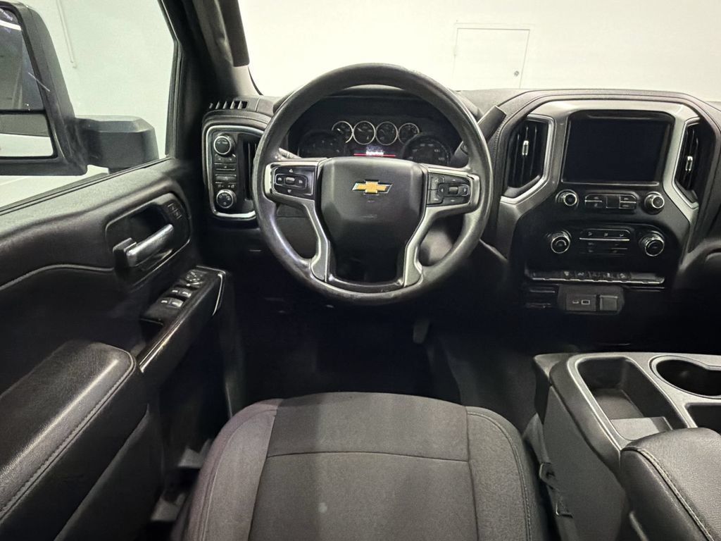 Used 2021 Chevrolet Silverado 2500 LT w/ Z71 Off-Road Package AWD/4WD image 4
