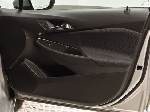 Used 2017 Chevrolet Cruze LS image 30