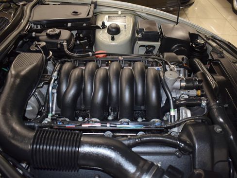 Used 1998 Jaguar XK8 Convertible image 37