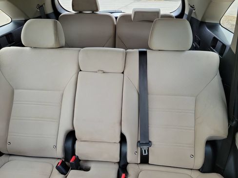 Used 2019 Kia Sorento FWD image 13