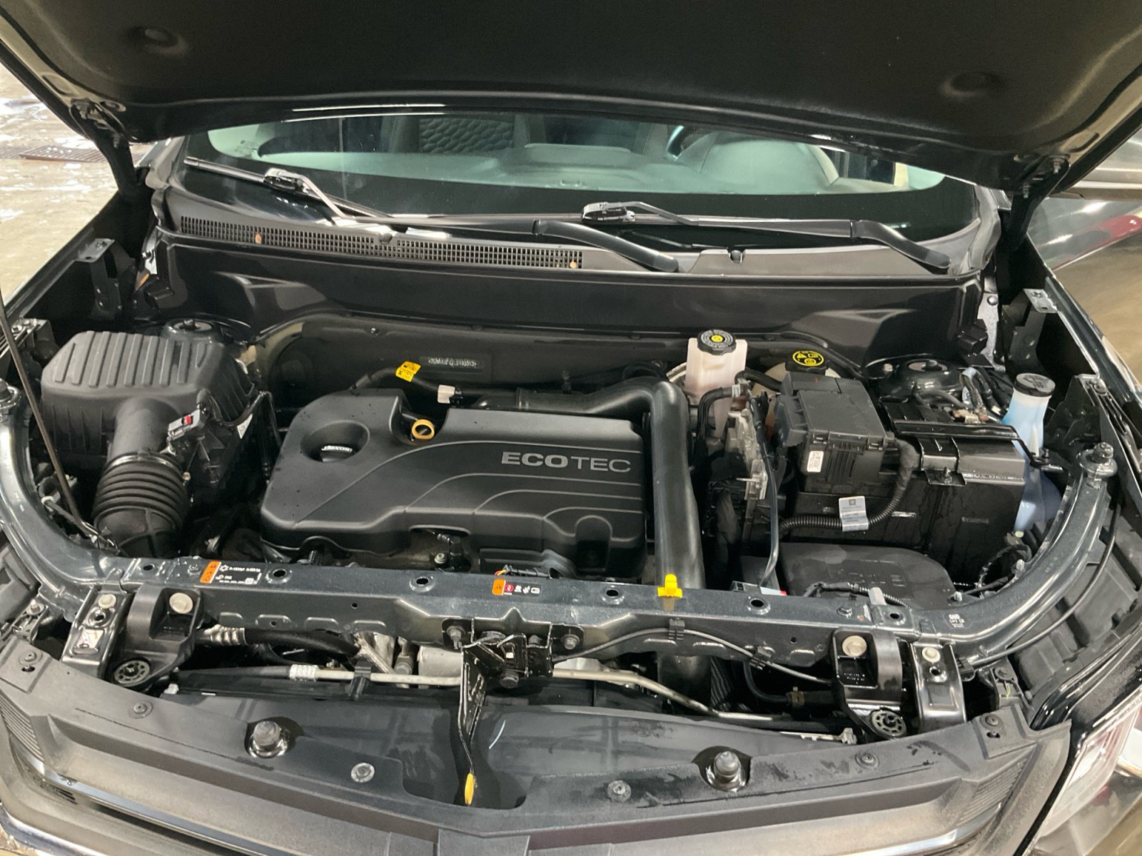 Used 2020 Chevrolet Equinox LT AWD/4WD image 29