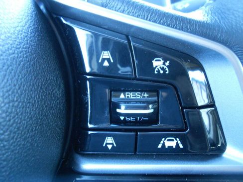 Used 2018 Subaru Outback 2.5i Limited image 18