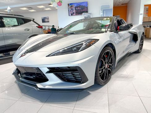 Used 2023 Chevrolet Corvette Stingray Premium Conv image 4