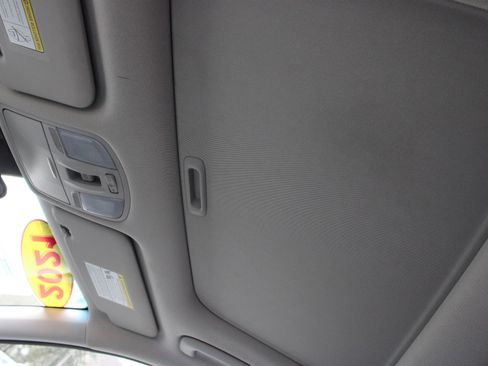 Used 2021 Hyundai Kona Limited image 21