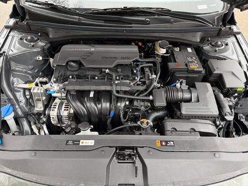 Used 2026 Hyundai Elantra Sport FWD image 26