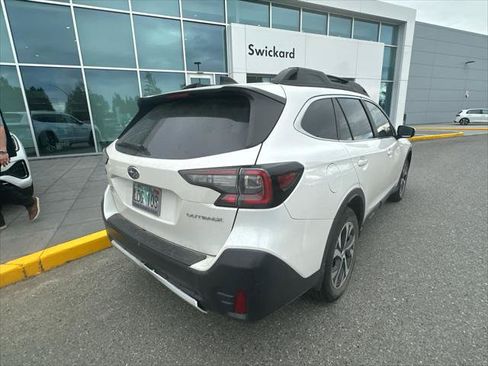 Used 2020 Subaru Outback Limited w/ Popular Package #2 AWD/4WD image 8
