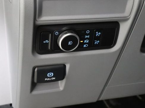 Used 2023 Ford F150 XLT AWD/4WD image 22