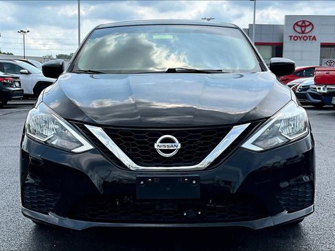 Used 2016 Nissan Sentra S FWD image 2