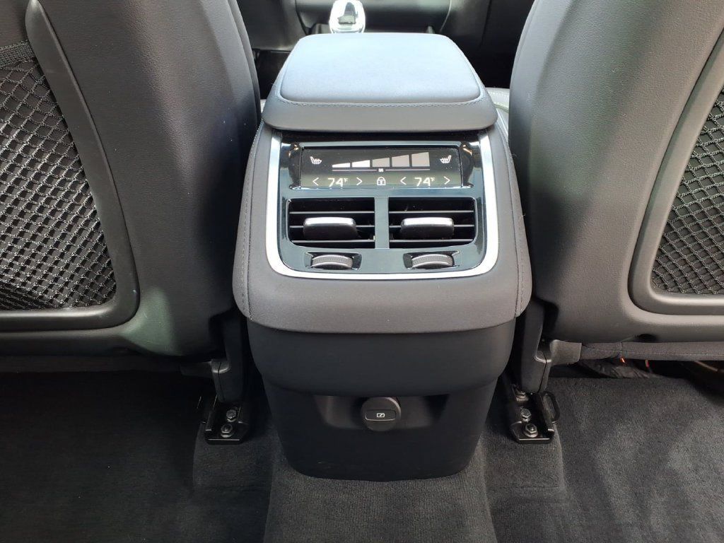 Certified 2026 Volvo XC90 B6 Ultra AWD/4WD image 25
