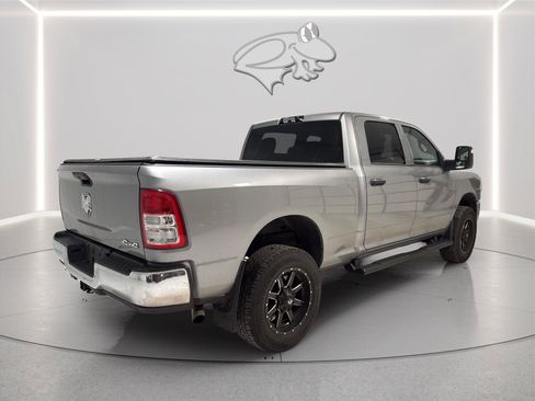 Used 2024 RAM 2500 Tradesman w/ Chrome Appearance Group AWD/4WD image 5