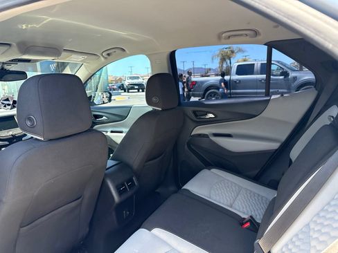 Used 2020 Chevrolet Equinox LS FWD image 8