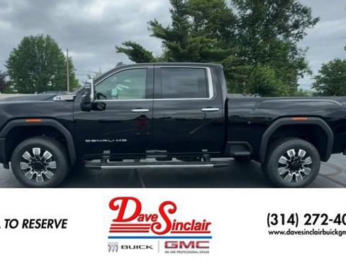 New 2026 GMC Sierra 3500 Denali w/ Denali Reserve Package AWD/4WD image 5